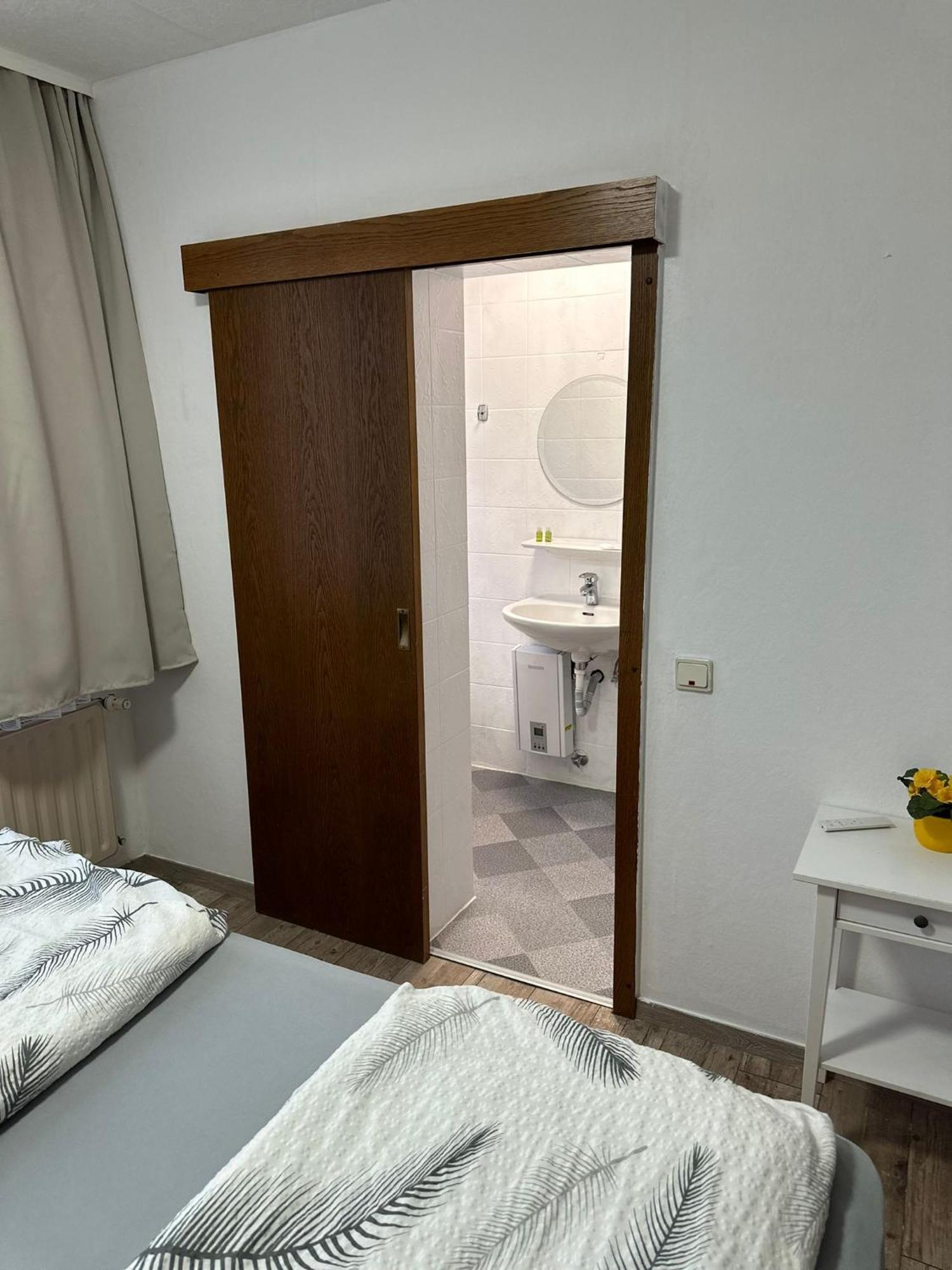 Hotel Gambrinus Диллинген-ан-дер-Саар Экстерьер фото